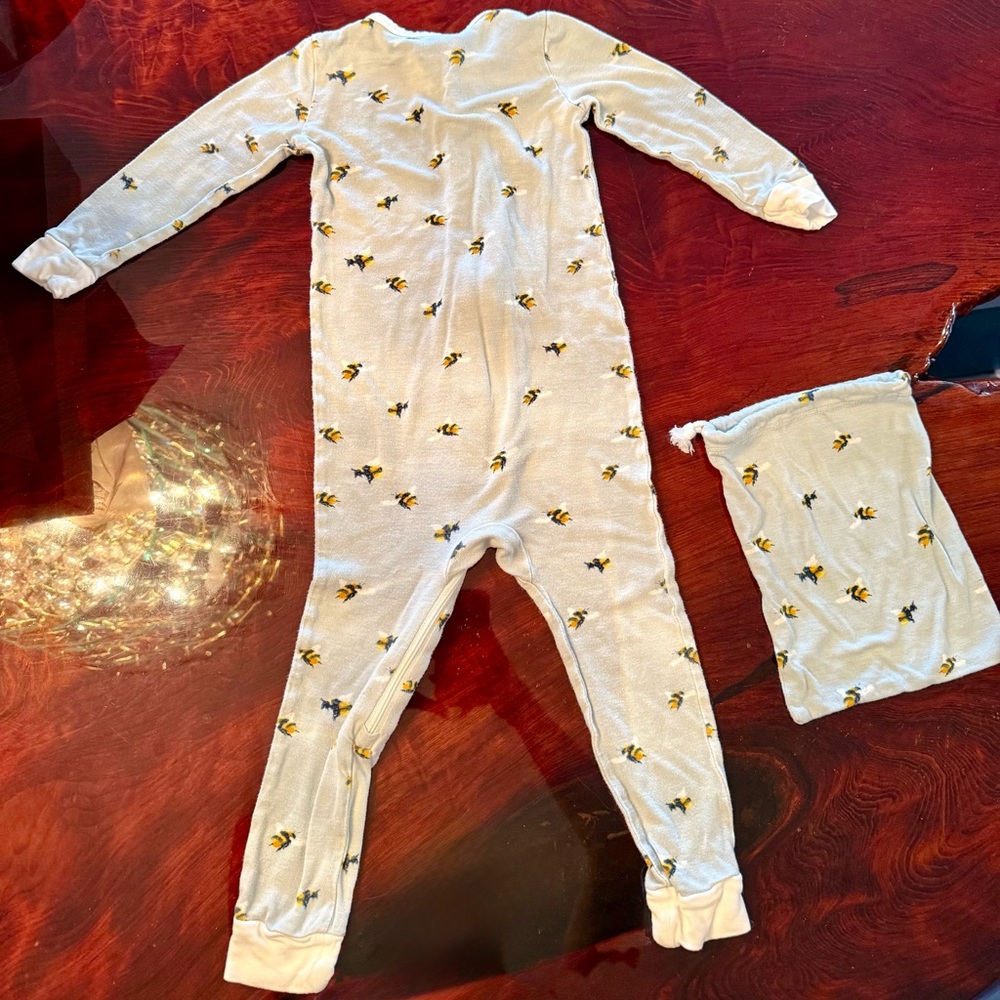 Milkbarn Zipper Pajamas Bees